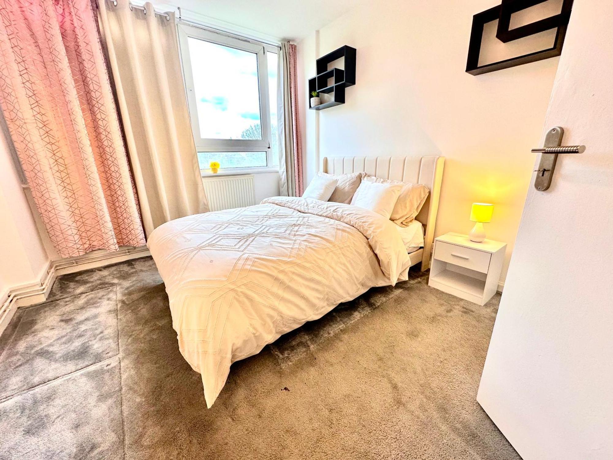 Cosy 2 Bedroom Shoreditch With Great Transport Links